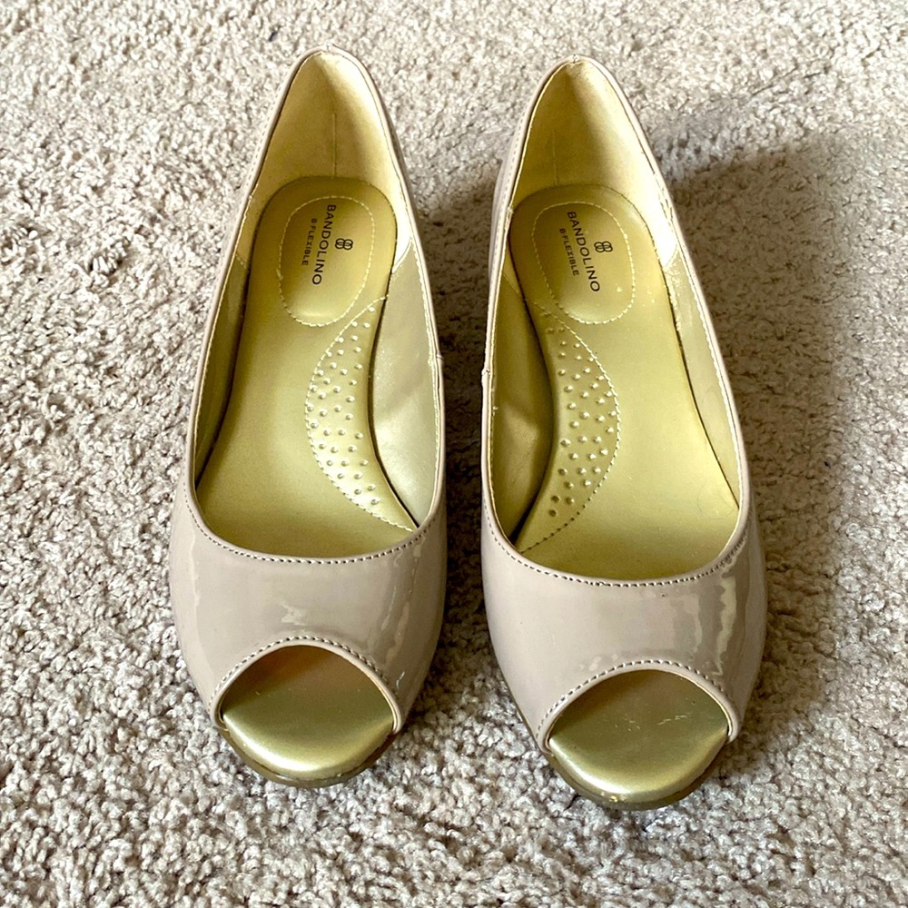 Nude peep toe wedges